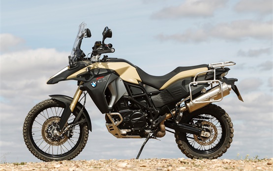 BMW F800GS ADVENTURE - alquilar una moto en Malaga 