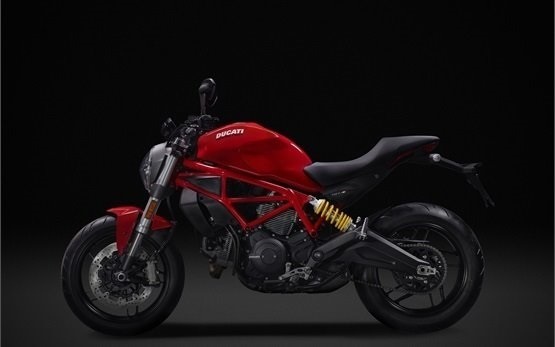 Ducati Monster 937 - мотоциклет под наем в Милано