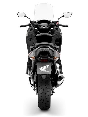 2017 Honda Integra 750 DCT ABS - Motorrad mieten Lisboa