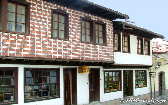 House, Veliko Tarnovo