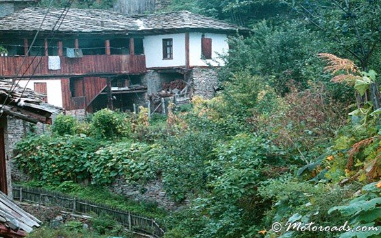 Houses in Kovachevica