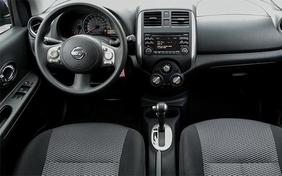 Innenansicht » 2014 Nissan Micra Auto