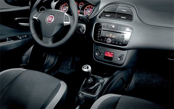 Interior » 2013 Fiat Grande Punto