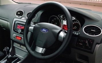 Interior - 2011 Ford Focus Hatch 1.4 R