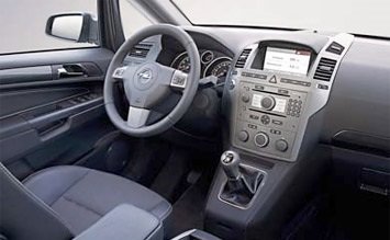 Interior » 2017 Opel Zafira 6+1 
