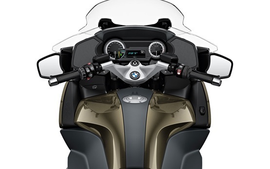 BMW R 1250 RT - motorcycle hire Milan