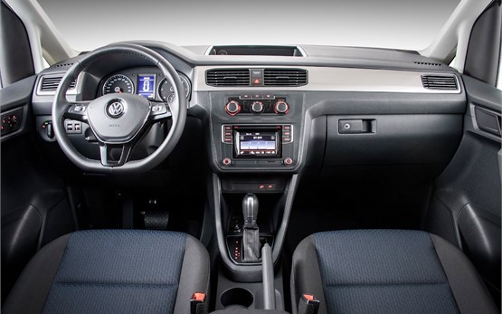 Interior » Volkswagen Caddy Alquiler de coches Heraklion airport