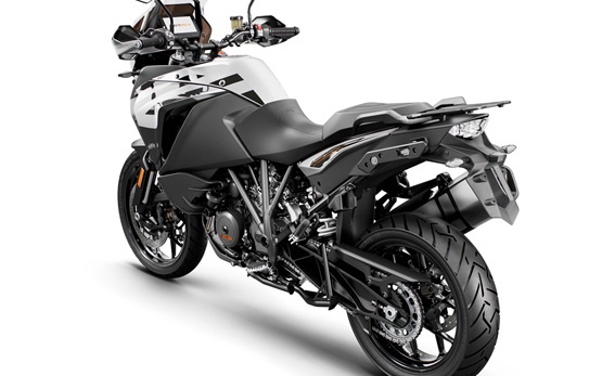 KTM 1290 Super Adventure S - alquiler de motos Adeje