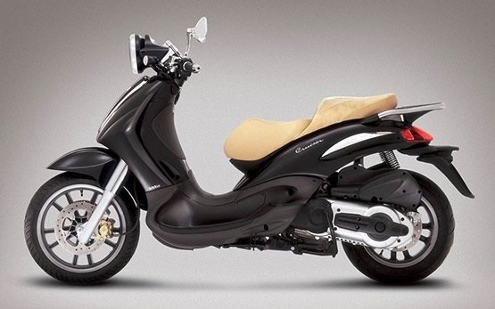 Piaggio Beverly 300cc rent a scooter Athens