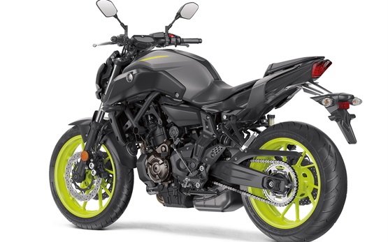 Yamaha MT-07 - alquilar una moto en Tarragona