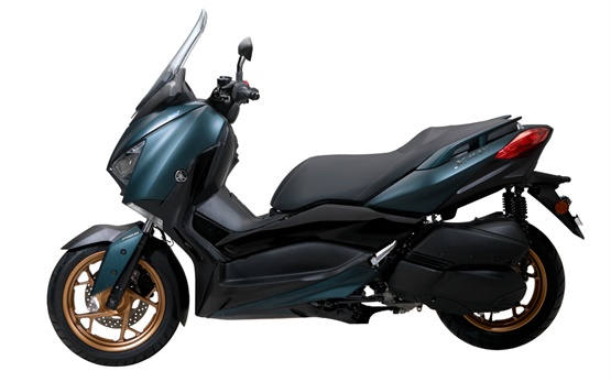 Yamaha X-Max 250 - scooter for hire Istanbul
