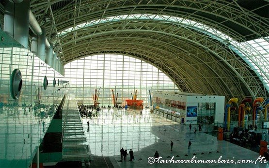 Internationaler Flughafen Izmir Adnan Menderes