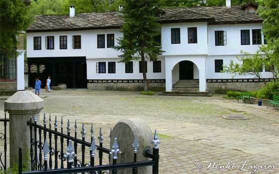Old Houses, Dryanovo