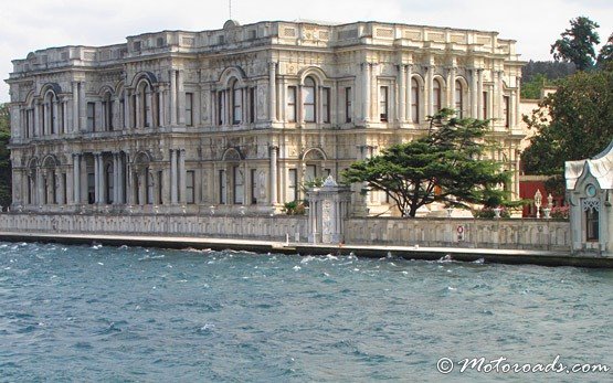 Palace on the Bosphorus, Uskudar