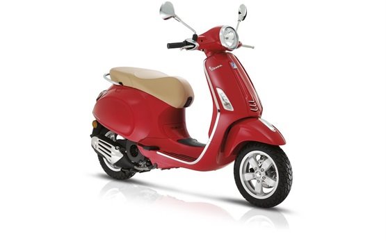 Piaggio Vespa 50cc - alquiler de scooters 