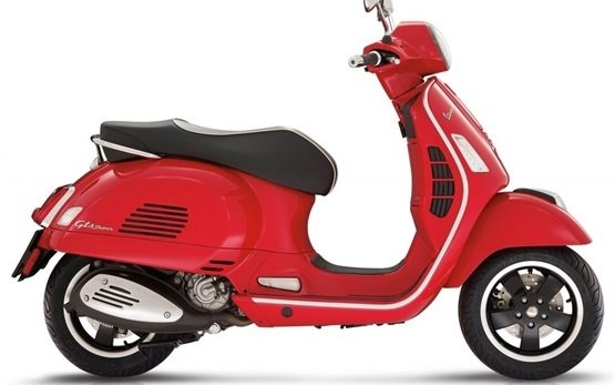 Piaggio Vespa GTS Super 300ie - ABS - rent a scooter rental - Florence