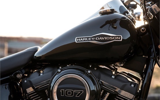 Harley-Davidson Sport Glide - Motorradverleih Frankreich