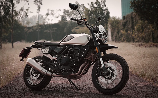 BRIXTON CROSSFIRE 500-  alquiler de motos en Creta - Aeropuerto de Ibiza