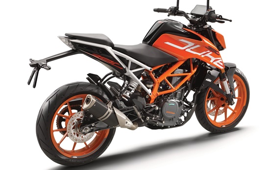 KTM 390 Duke - прокат мотоциклов Женева