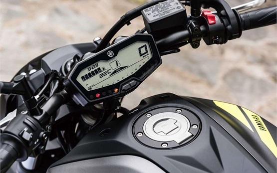 2018 Yamaha MT 07 74 hp motorcycle rental in Barcelona Spain