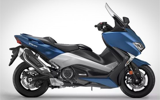 Yamaha T-Max 500 - alquiler de scooters en Moscú