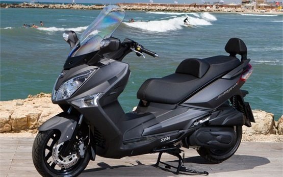 SYM GTS 300cc - Rollervermietung Nizza