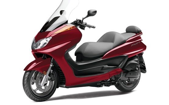 2014 Yamaha Majesty 400 cc scooter rental in Sardinia - Olbia, Italy