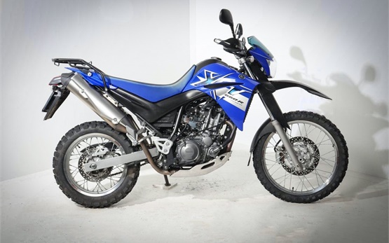 Yamaha XT660R - motorbike hire Bucharest airport