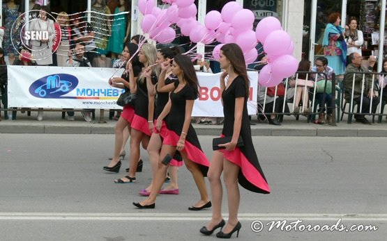 Фестиваль роз - парад