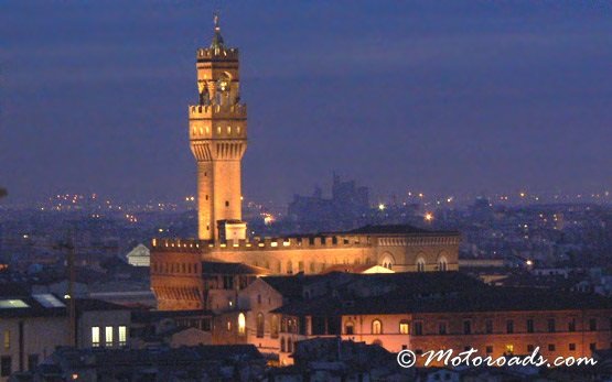  Флоренция през нощта