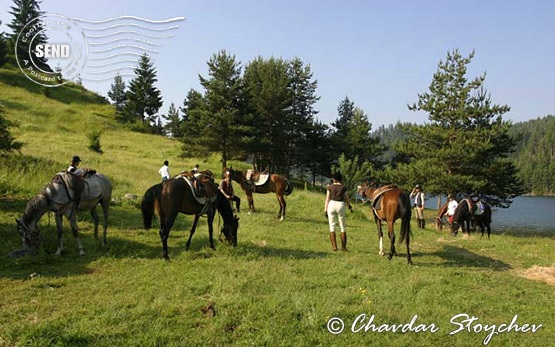 Катание на лошадях в горах Родопы