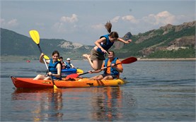 Lake kayaking - guided tours