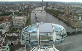 London - view toward Lambeth and Vauxhaul bridge