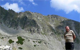 People on hiking trips in Rila