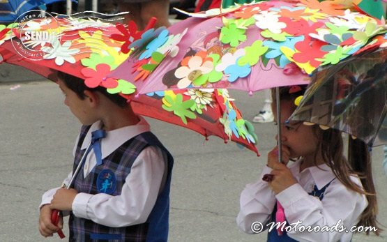 Rose Festival in Kazanluk - Parade