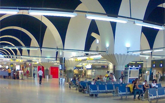 Летище Севиля SVQ - Пристигащи