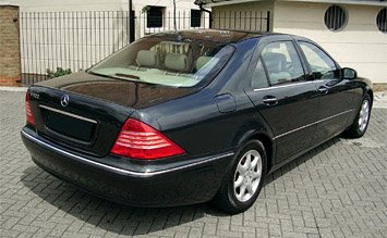 Vista posterior » 2001 Mercedes S 500