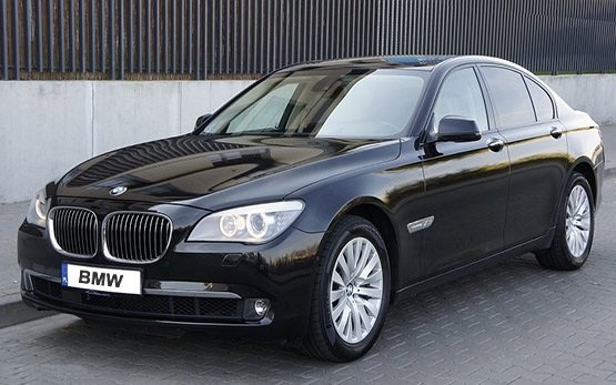 Vista frontal » 2011 BMW 740 AUTO XD