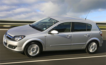 2010 Опель Астра 1.8 Автомат