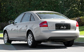 Задний вид  » 2002 Ауди A6 Aвтомат