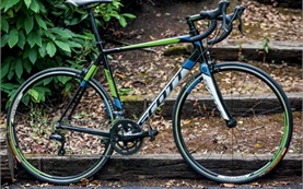 SCOTT Speedster S50 - alquiler de bicicletas en Niza 