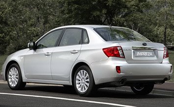 Vista lateral » 2008 Subaru Impreza 2.5i