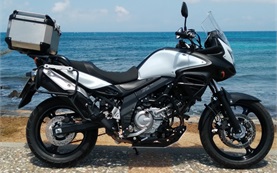 Сузуки В-Стром 650cc мотоциклет под наем 