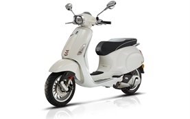 Vespa Sprint 50 - alquiler de scooters Bulgaria