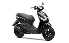 Yamaha Neos 50/125cc - scooter rental in Olbia