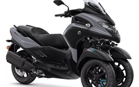 Yamaha Tricity 300cc - наем на скутер в Лисабон